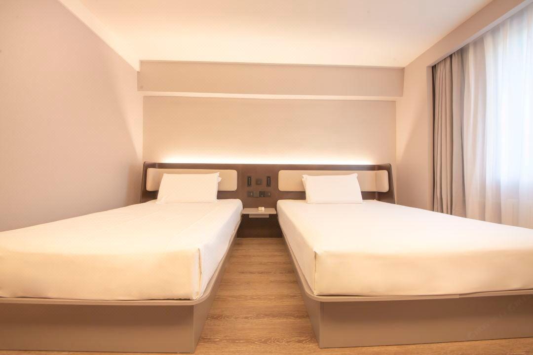 Hanting Hotel Shenyang Sujiatun Railway Station מראה חיצוני תמונה
